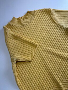 PETITE SOPHISTICATE PASTEL YELLOW COTTON RIBBED SHORT SLEEVE SWEATER